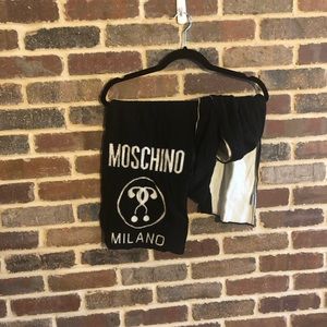 Reversible Moschino Scarf